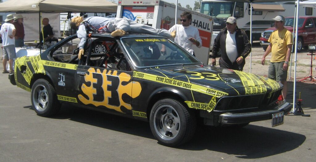 24 Hours Of LeMons At Buttonwillow: $500 Racing Gone Mad