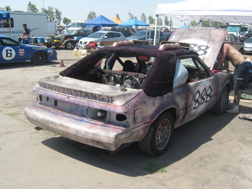 24 Hours Of LeMons At Buttonwillow: $500 Racing Gone Mad