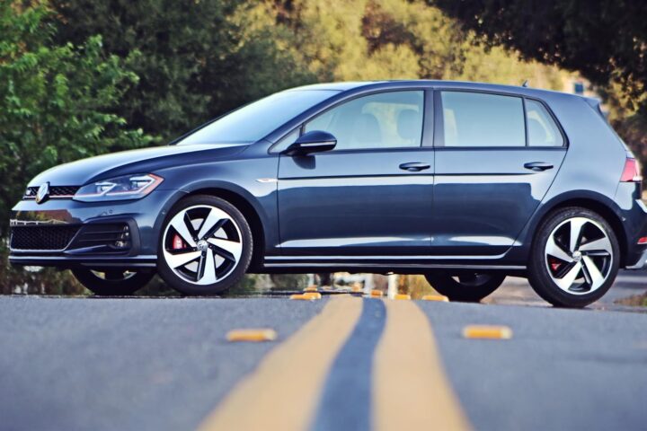 The Autobahn edition is the top-tier trim package for the Golf GTI, this one as equipped, came out to just over $37,000 including destination charges. That is a full $10,000 more than the base GTI and $17,000 more than a standard Golf. But while that may seem like a lot for a small hatchback, the Autobahn has a lot to offer.