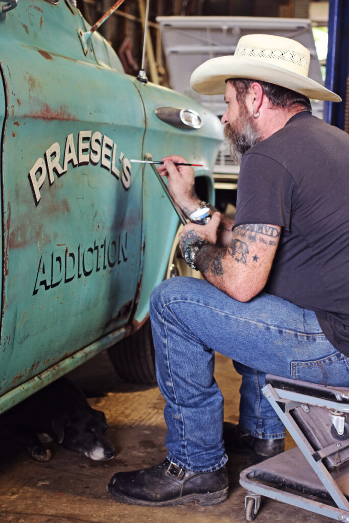 Sean Starr: Traditional Sign Painter