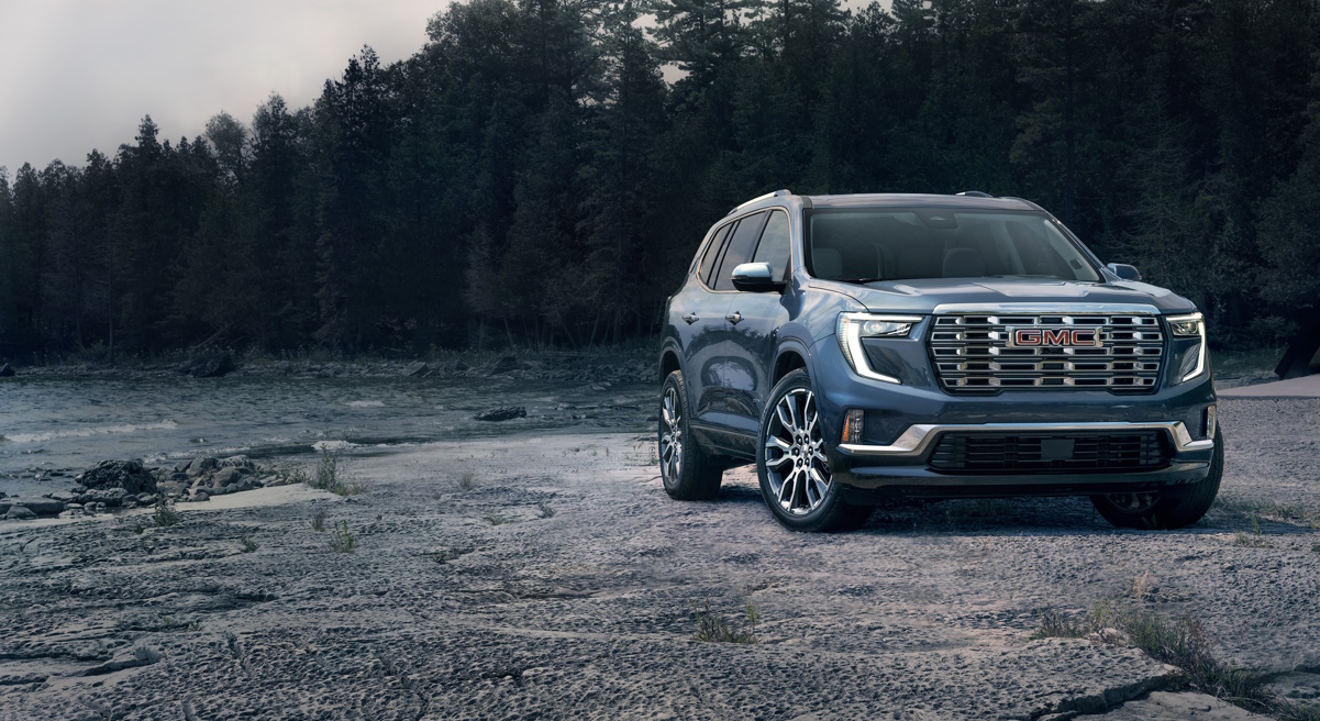 2025 GMC Acadia Denali: A Luxurious and Spacious Midsize SUV