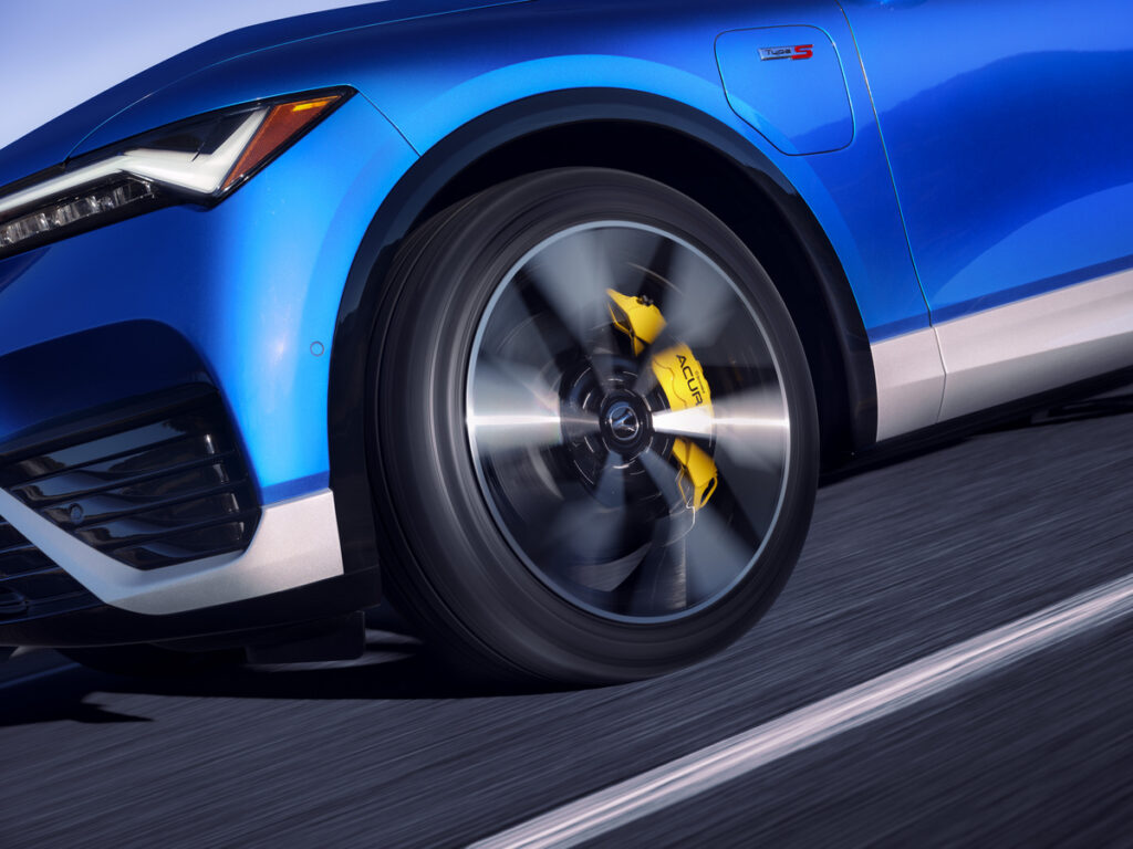 Behind the Wheel Of The Acura ZDX Type S: Premium Style, GM Soul