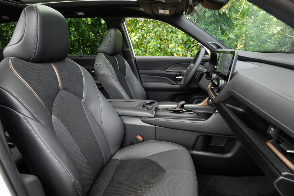 2025 Toyota Grand Highlander Hybrid MAX Platinum: Practical Luxury For Modern Families