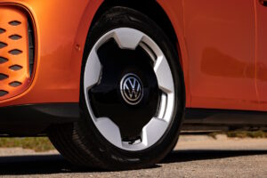 ID.Buzz Return Of The Bus: Volkswagen’s Electric Microbus Balances ...