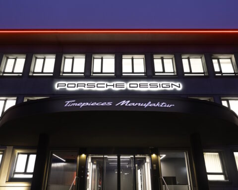 Porsche Design Timepieces Manufaktur1