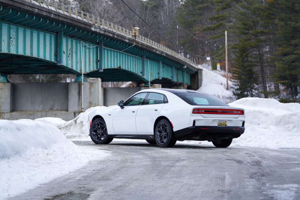 2026 Dodge Charger Sixpack R/T Review: 420 HP Twin-Turbo Muscle Reinvented