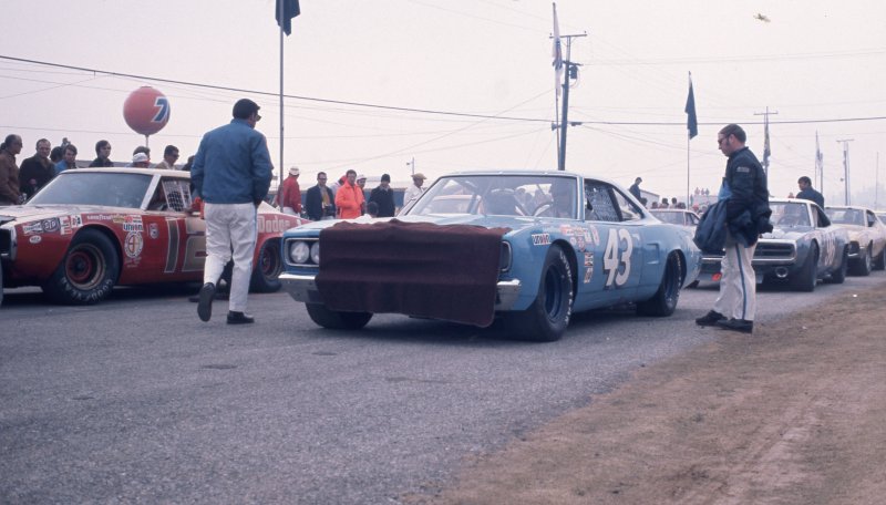 1971 Motor Trend 500: Rare Amateur Photos From Riverside International Raceway NASCAR's First Winston Cup Race