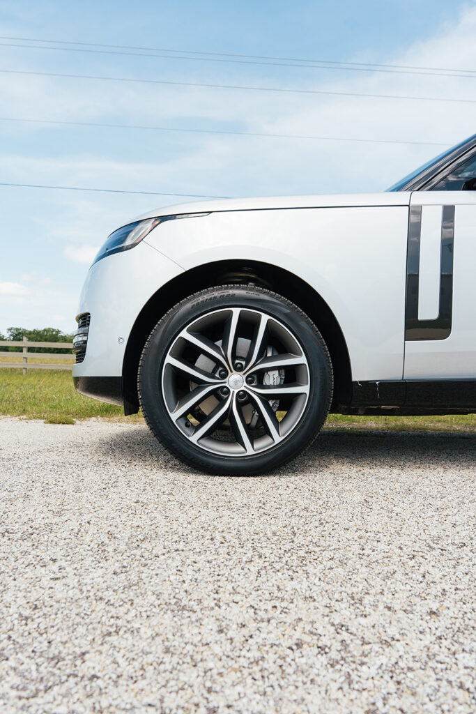 Why The 2026 Range Rover Remains The Ultimate Luxury SUV