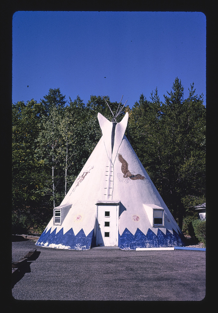Route 66 Turns 100: Teepee-Shaped Wigwam Motels and the Wild Roadside Architecture That Built American Road Trip History